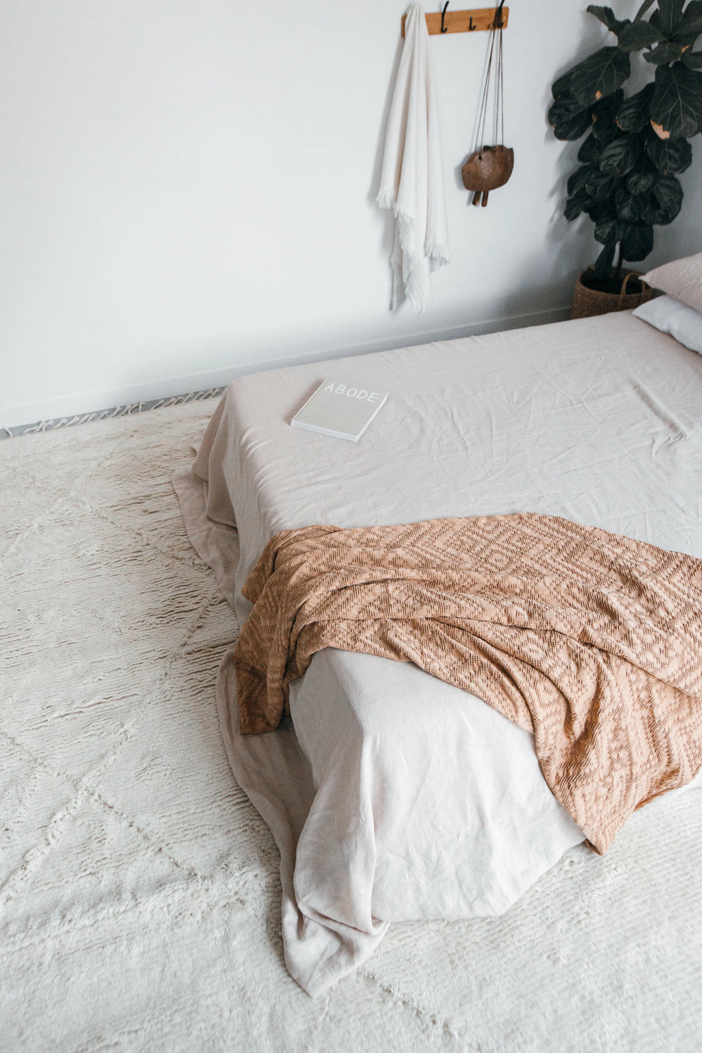 Sample of Prana New Zealand Wool Rug in Ivory