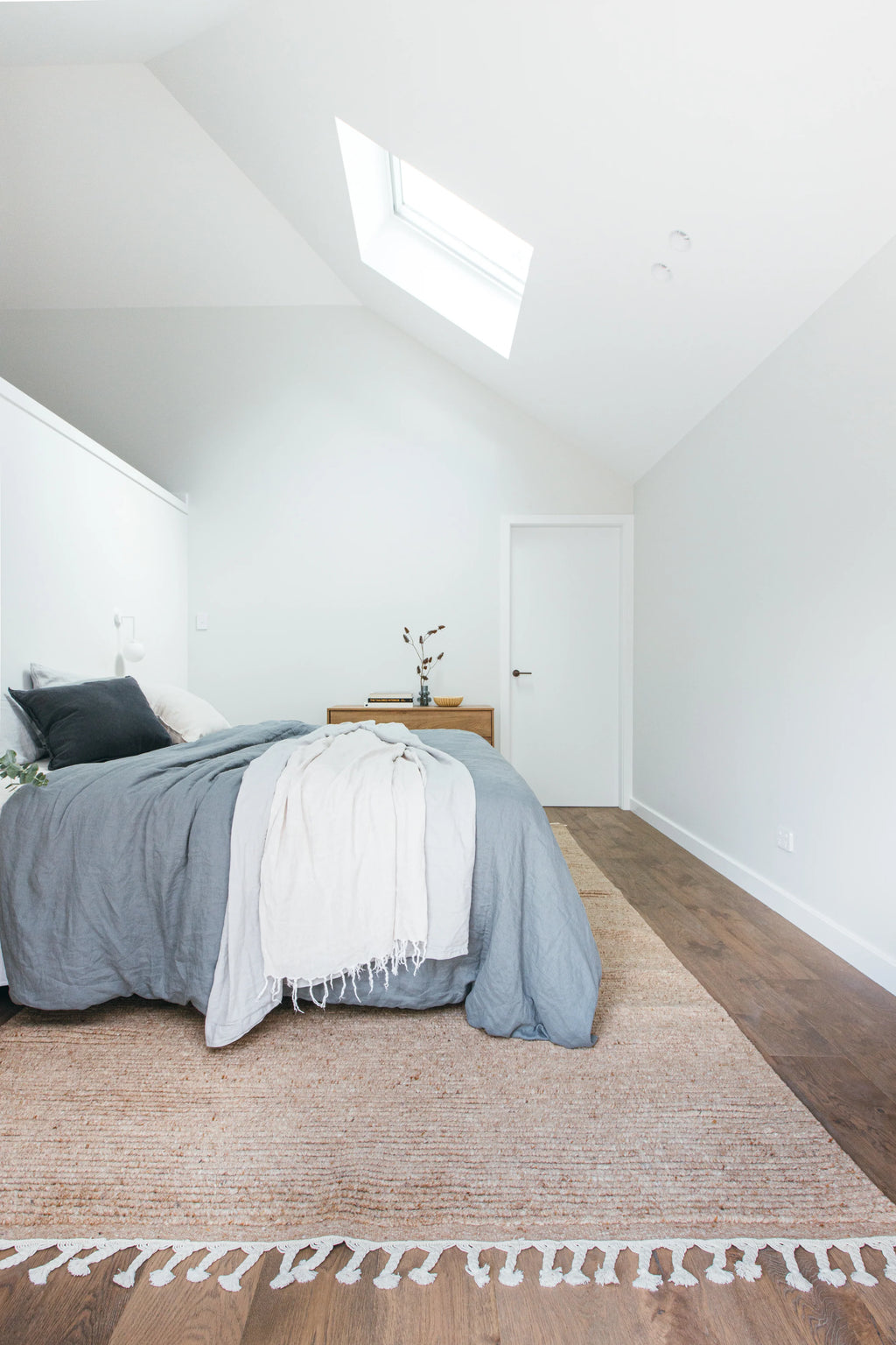 Kamya Ribbed New Zealand Wool Rug