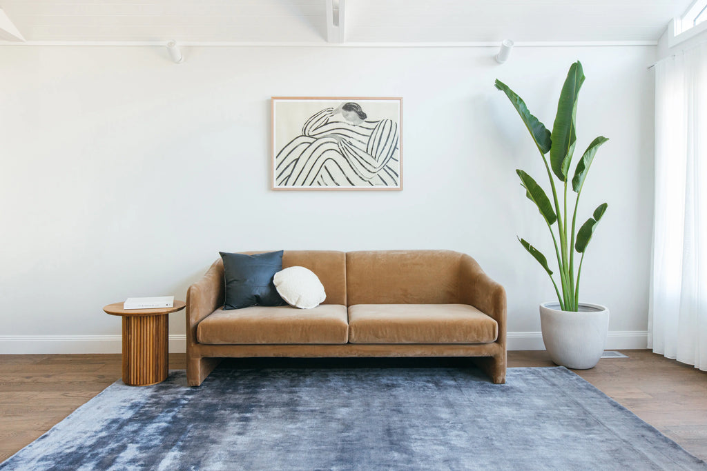 Lustre Luxe Rug in Sapphire Blue