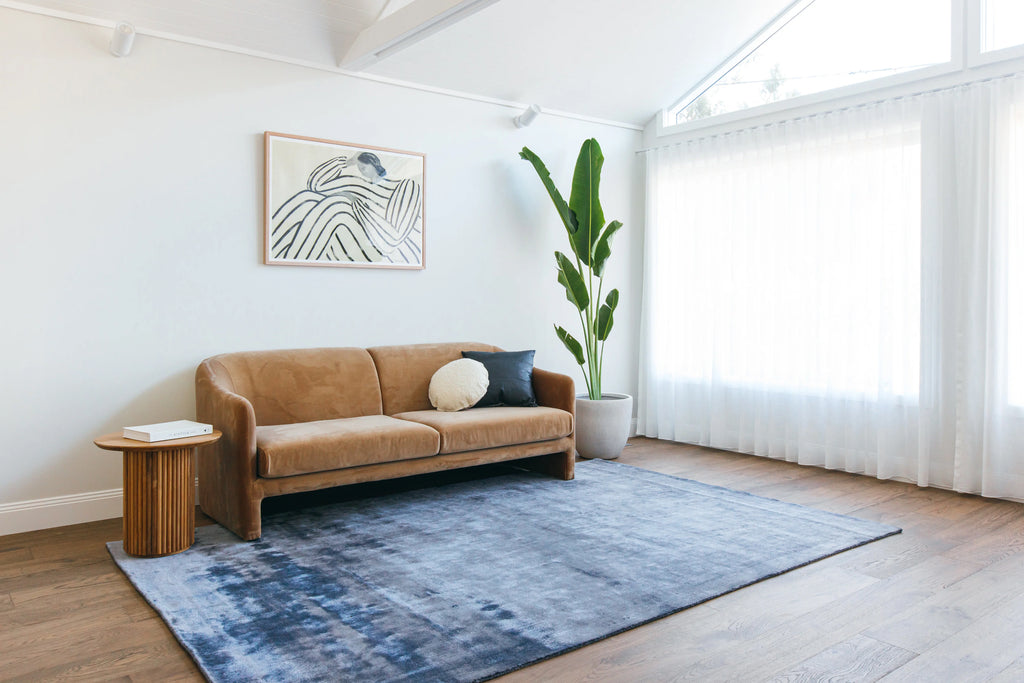 Lustre Luxe Rug in Sapphire Blue