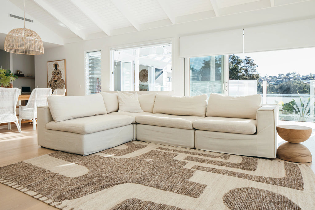 Leblon Abstract Pattern New Zealand Wool Rug in Natural