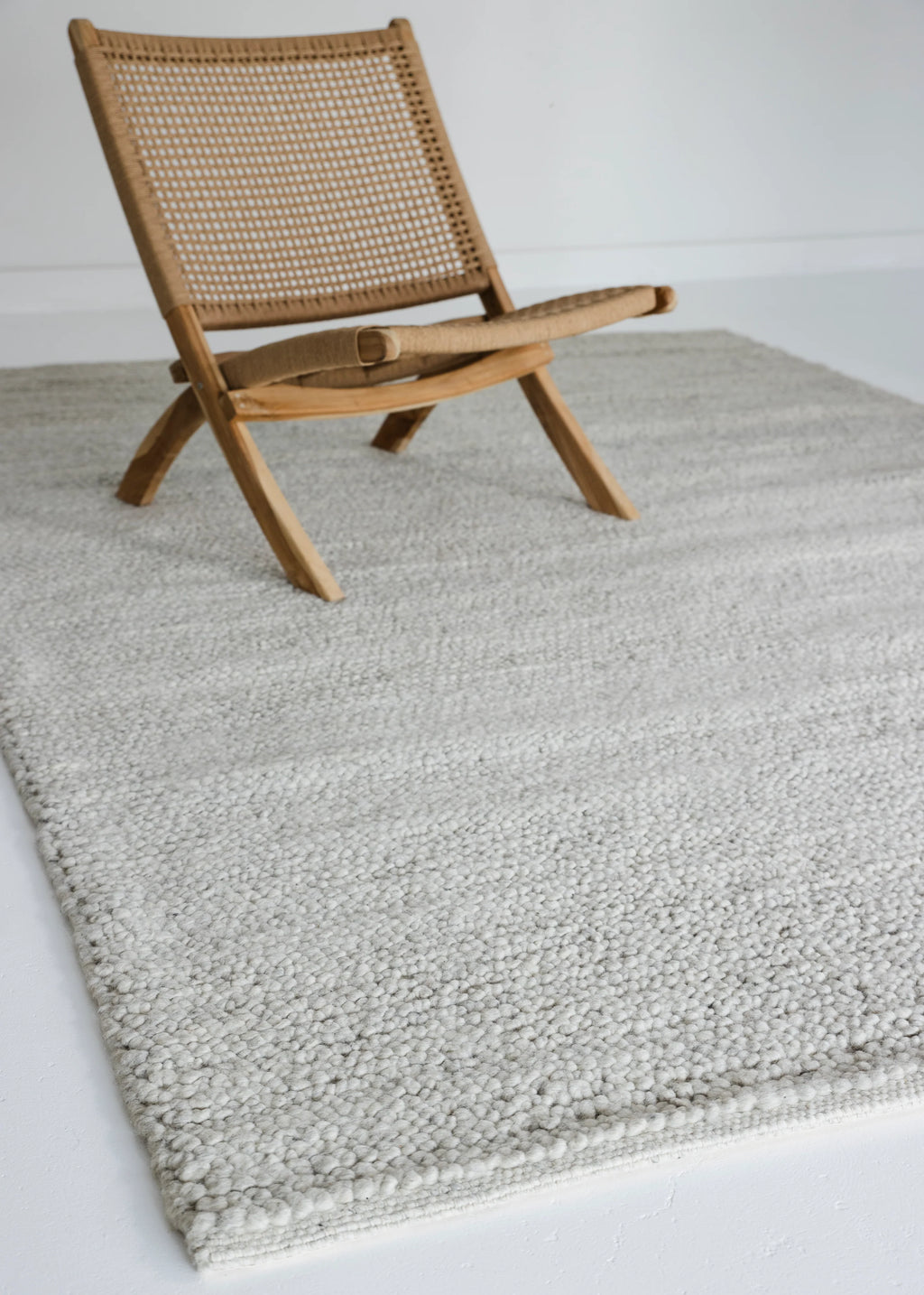 Sample of Newport Pebbly Weave Wool Rug in Grey