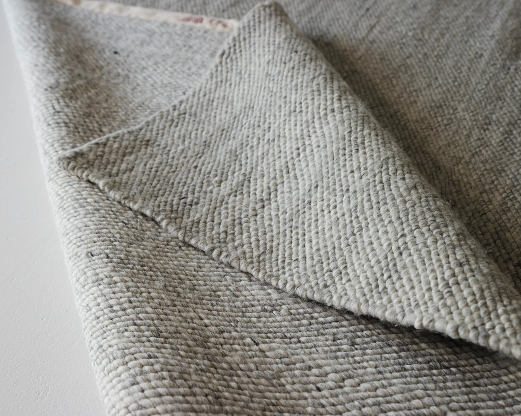 Seattle Wool Rug in Dove