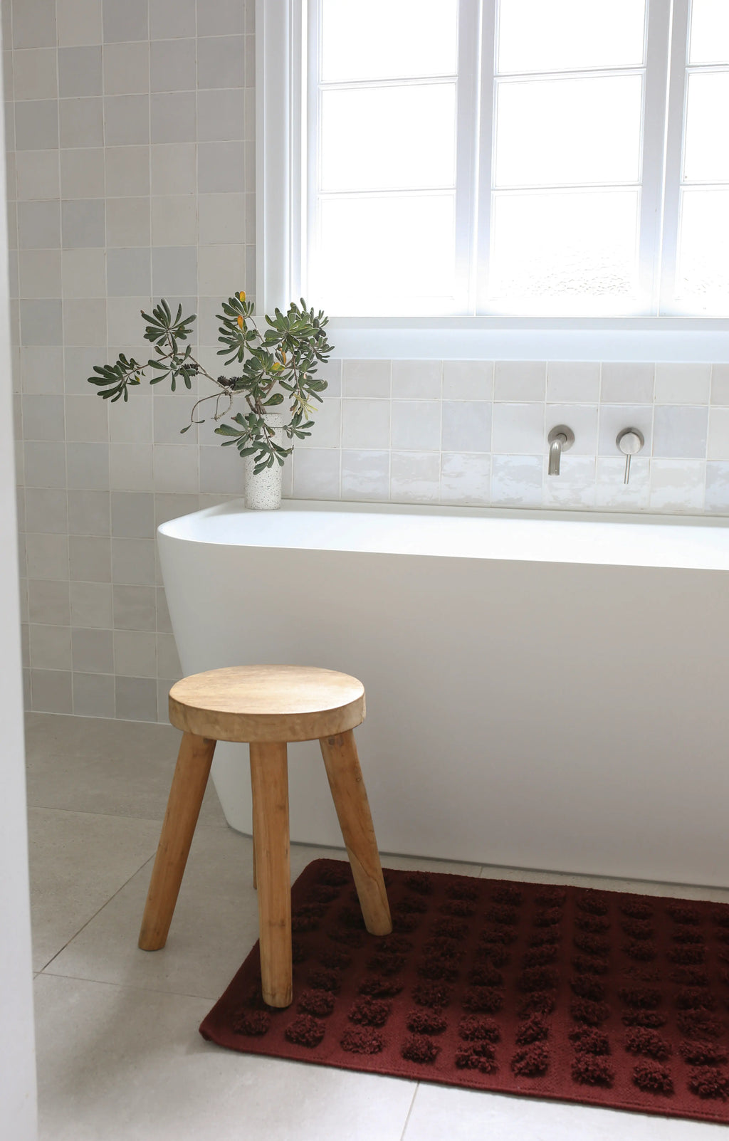 Merry Handwoven Cotton Bathmat in Mulberry