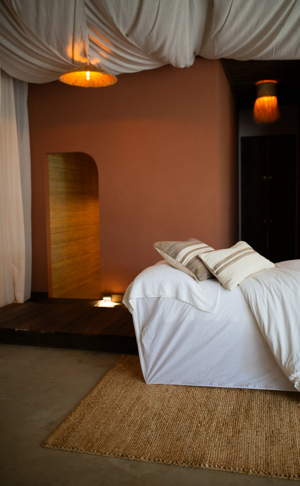 Gaia Loop Weave Jute Rug in Natural