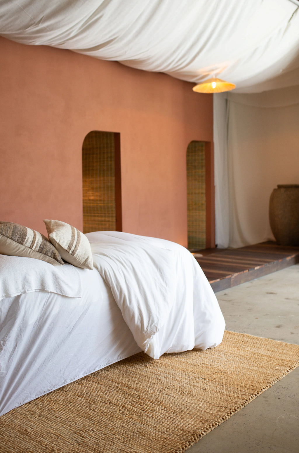 Gaia Loop Weave Jute Rug in Natural