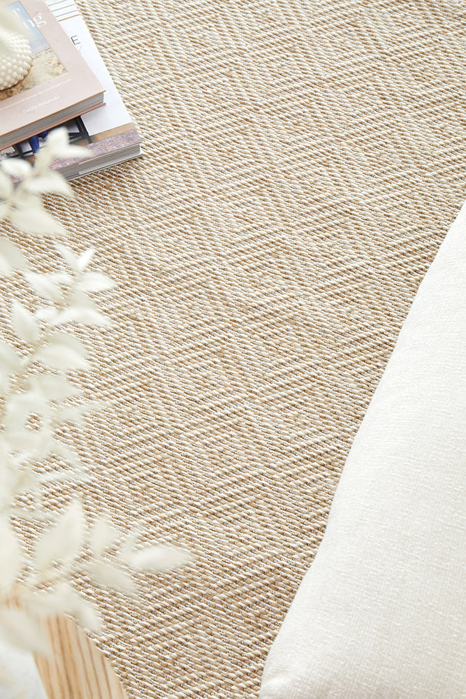 Patio Misty Outdoor Rug in Natural