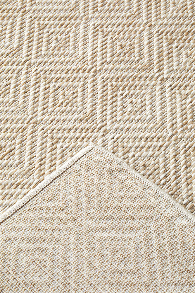 Patio Misty Outdoor Rug in Natural