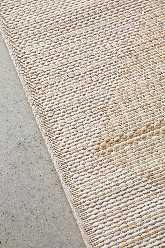 Patio Rico Outdoor Runner Rug in Natural