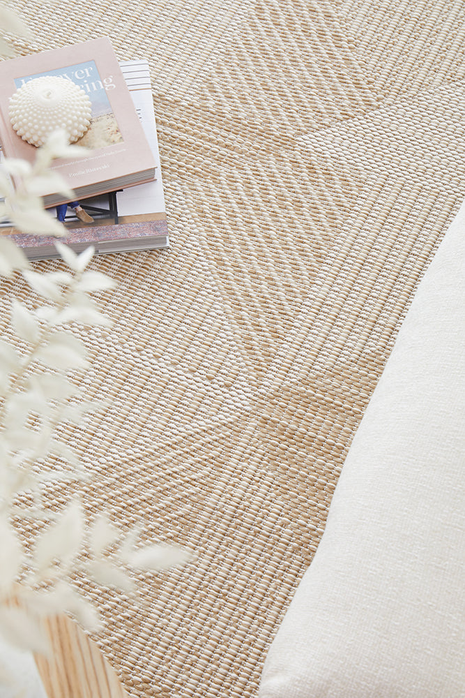 Patio Rico Outdoor Rug in Natural