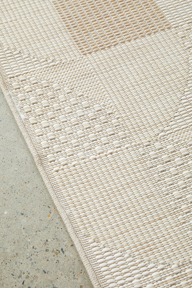 Patio Selin Outdoor Rug in Natural