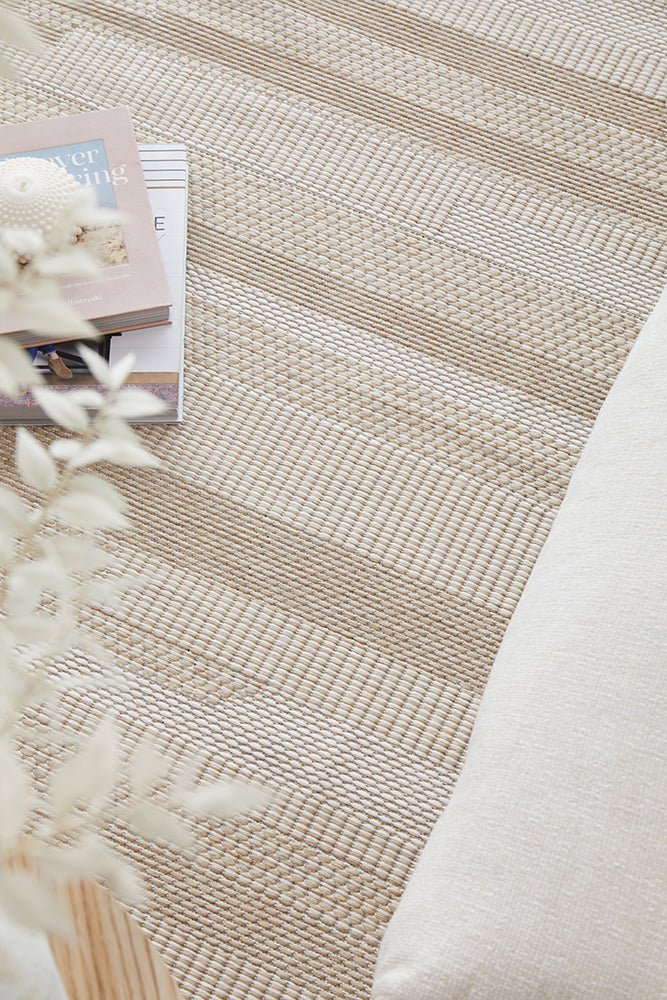 Patio Tilda Outdoor Runner Rug in Natural