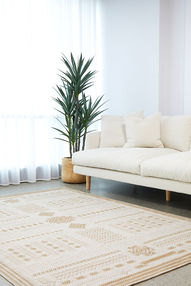 Patio Ziggy Outdoor Rug in Natural