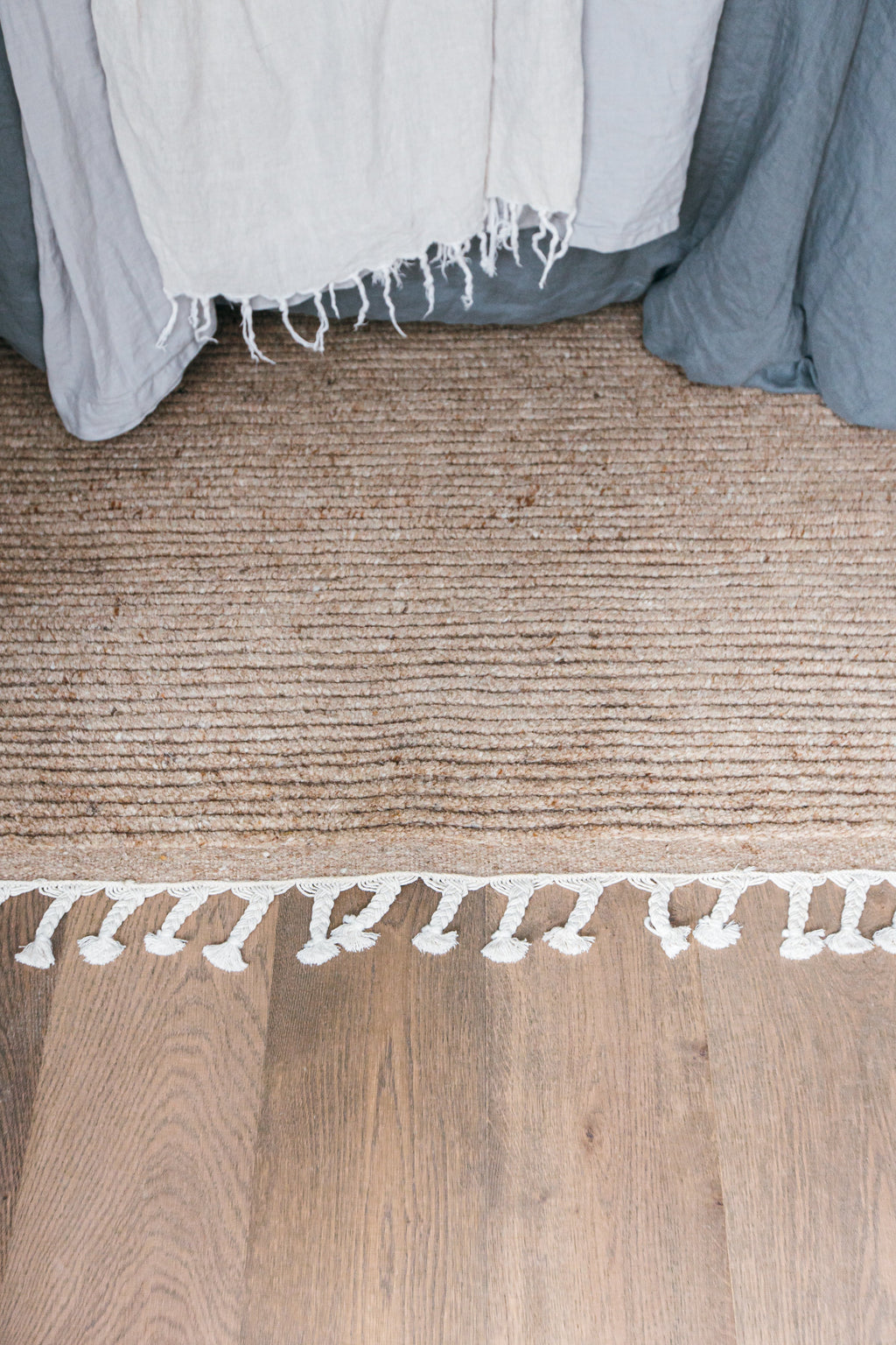 Kamya Ribbed Wool Rug in Natural