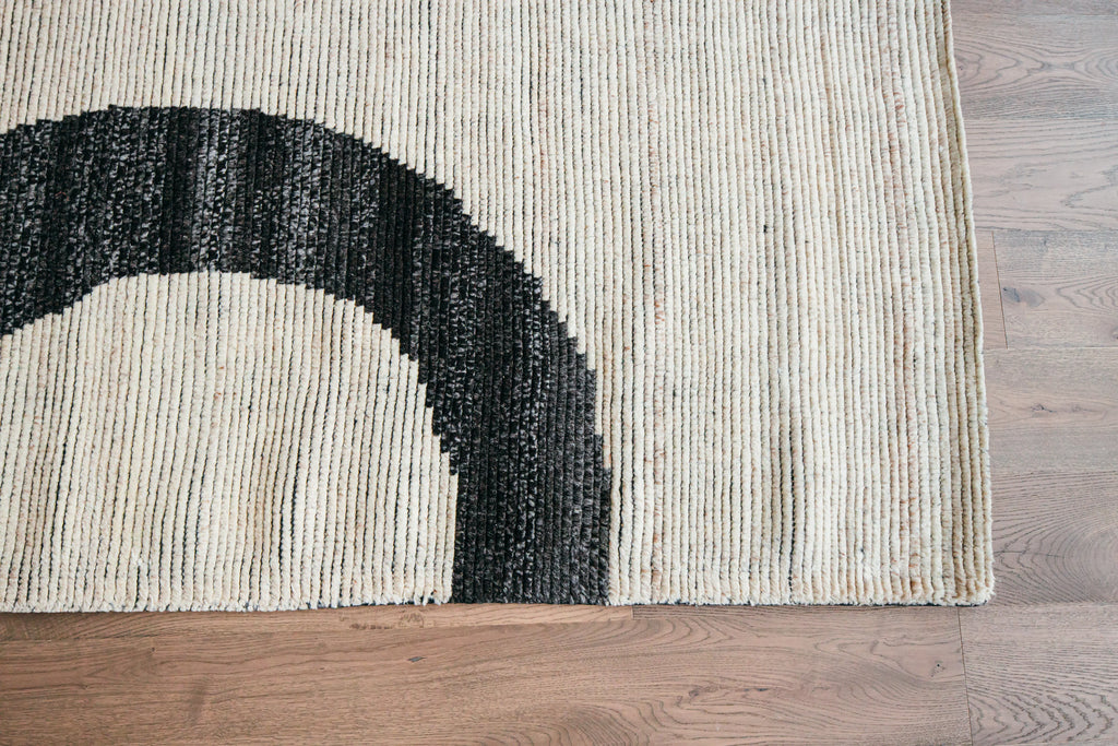 Leblon Abstract Pattern New Zealand Wool Rug in Beige and Charcoal