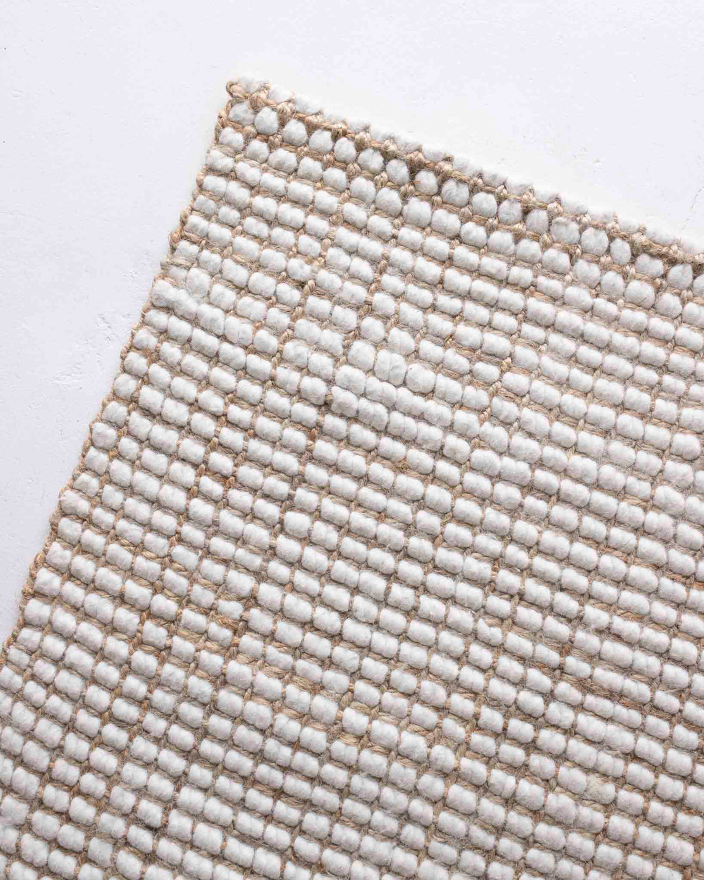 Alskar Handwoven Wool and Jute Doormat in Ivory