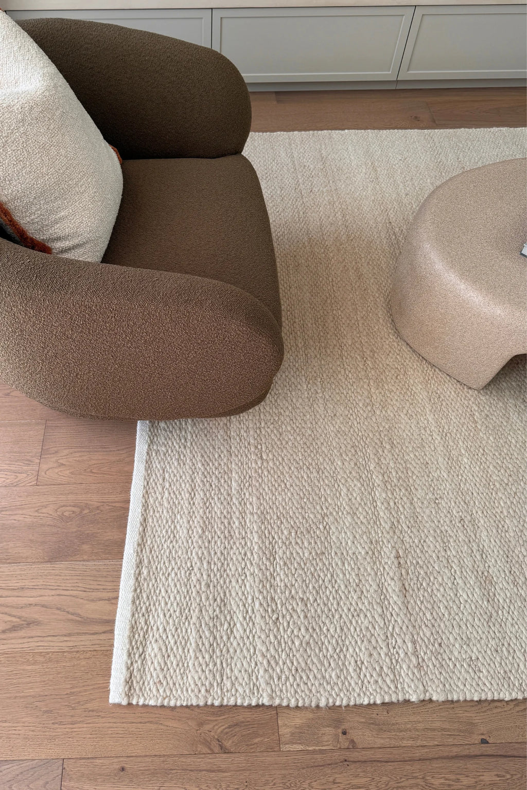 Luna Wool Rug in Beige