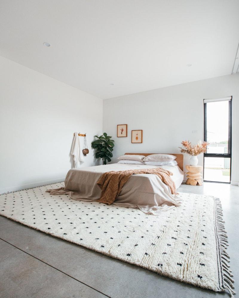 Agni Polka Dot New Zealand Wool Moroccan Rug in Ivory & Black