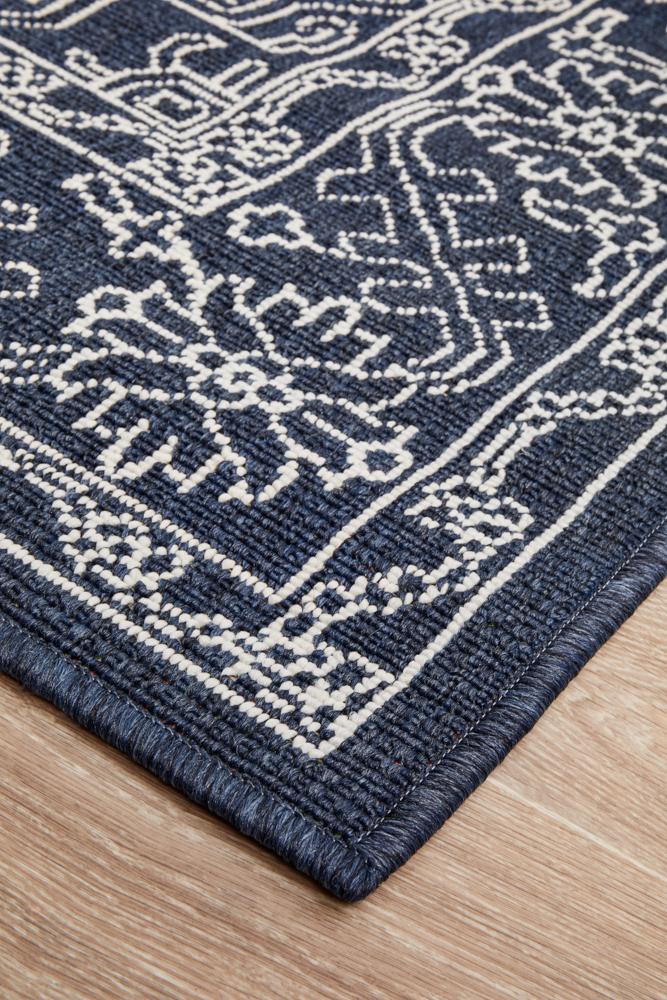 Uvita Tribal Motif Outdoor Rug in Navy